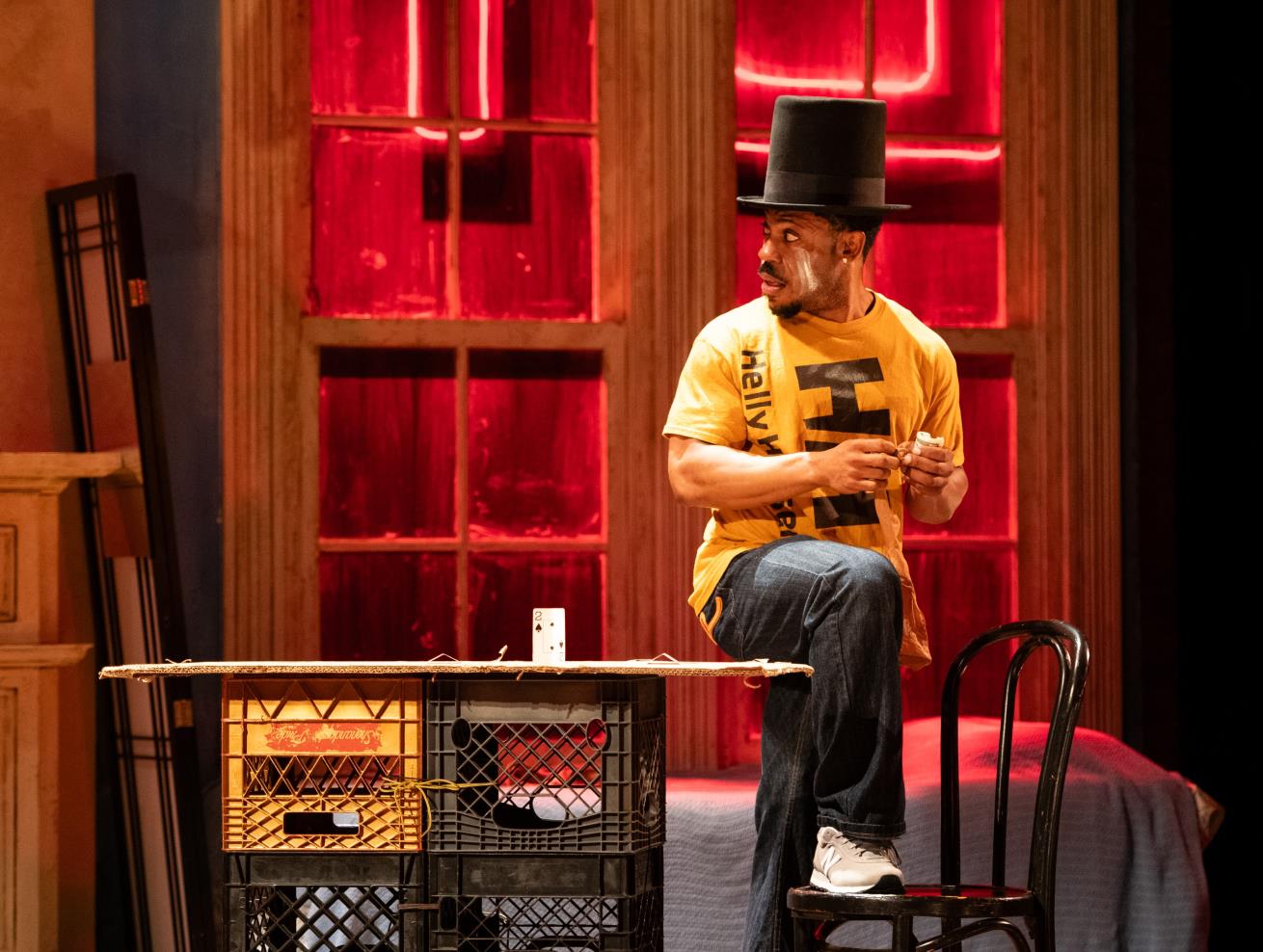 <p>Ro Boddie (Lincoln) in <em>Topdog/Underdog. </em>Photo by Margot Schulman Photography. </p>